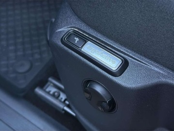 Volkswagen Tiguan II SUV 1.5 TSI EVO 150KM 2019 Volkswagen Tiguan Comfortline DSG ACC Reflektory LED Czujniki parkowania P, zdjęcie 13