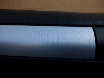 OPEL ZAFIRA B ПЕРЕДНЯЯ БОКОВАЯ ОБИВКА ЕВРОПА