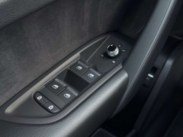 Audi Q5 II Q5-e Facelifting 2.0 50 TFSI e 299KM 2024 Audi Q5 S Line Masaze Kamera Apple CarPlay Android Auto Gwarancja do 2029, zdjęcie 25