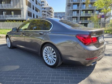 BMW Seria 7 F01 Sedan Facelifting 730d 258KM 2012 BMW 7 730d xDrive 3.0l diesel 258KM xDrive AWD/4X4 8 lat w jednych rękach, zdjęcie 28