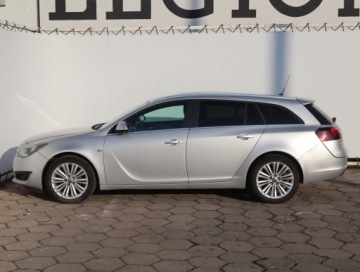 Opel Insignia I Sports Tourer 2.0 CDTI ECOTEC 130KM 2013 Opel Insignia 2.0 CDTI, Salon Polska, Serwis ASO, zdjęcie 2