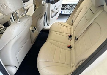 Mercedes GLC C253 2018 Mercedes-Benz GLC GLC 300 245 KM 2018r Warszawa 2.0 Benzyna 245KM, zdjęcie 8