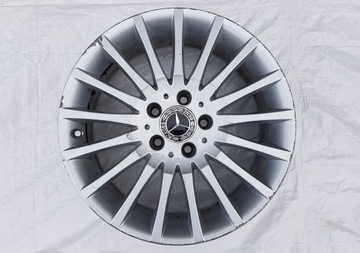 MERCEDES C-KLASA W204 ORYGINALNA FELGA 17