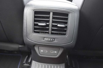 Volkswagen T-Roc I SUV R Facelifting 2.0 TSI 300KM 2023 Volkswagen T-Roc SalonPL R 300KM DSG 4x4 Panorama Pakiety ACC 19 DigitalCo, zdjęcie 38