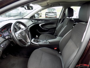 Opel Insignia I Sports Tourer Facelifting 2.0 CDTI ECOTEC 130KM 2014 Opel Insignia COSMO 130 Navi Parkdistance 2.0 Diesel 130KM, zdjęcie 18