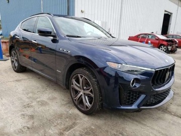 Maserati Levante 2021 Maserati Levante 2021, 3.0L, 4x4, SPORT, porys..., zdjęcie 3