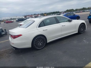 Mercedes Klasa S W223/V223 2022 Mercedes-Benz Klasa S 580 4Matic 2022 4.0 Benzyna 496KM, zdjęcie 5