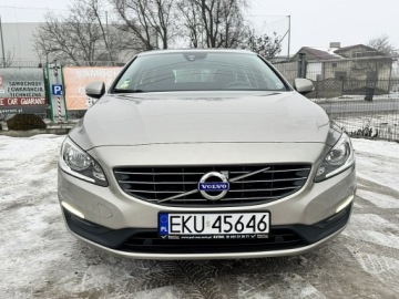 Volvo V60 I Kombi Facelifting 2.0 D3 DRIVE-E 150KM 2015 Volvo V60 Navi PDC Climatronic Gwarancja, zdjęcie 2
