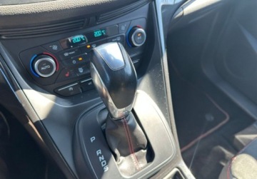 Ford Kuga II SUV Facelifting 2.0 TDCi 180KM 2017 Ford Kuga 2.0 TDCI 180 KM 4x4 automat ST-Line pakiety 2.0 Diesel 180KM, zdjęcie 18