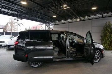 Chrysler Pacifica II 3.6 V6 291KM 2018 Chrysler Pacifica 3.6L V6 Pentastar 291KM StowN Go,S,Kam.360,Radar,Panoram, zdjęcie 6