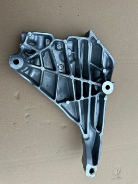 AUDI A3 S3 8Y VW GOLF 8R 2.0 TFSI UCHYCENÍ DRŽÁKY MOTORU 06Q199354C