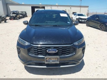 Ford Escape III 2023 Ford Escape ST-Line 2023 1.5l 1.5 Benzyna 180KM, zdjęcie 7