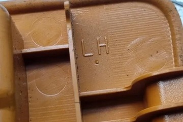 JINÉ DÍLY ZAKONČENÉ TOYOTA LAND CRUISER 100 (_J1_) 7427260061 4.7L