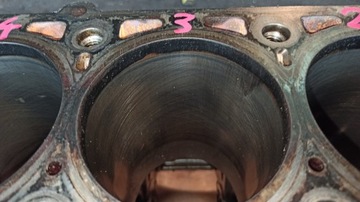 Блок двигателя 2.2 CDI Sprinter 906 639 R646 BITURBO