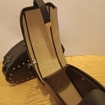 БАГАЖНИК YAMAHA XVS XV ROAD WILD MIDNIGHT DRAG STAR КОЖАНЫЕ КАЧЕСТВЕННЫЕ ЗАМКИ