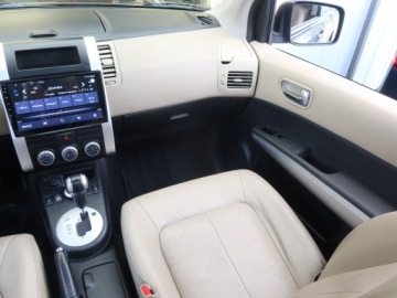 Nissan X-Trail II 2.0 dCi 150KM 2007 Nissan X-Trail 2.0 dCi, Salon Polska, 4X4, zdjęcie 7