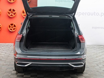Volkswagen Tiguan II SUV Facelifting 1.5 TSI 150KM 2021 VOLKSWAGEN Tiguan 1.5 TSI Elegance DSG Suv 150KM 2021, zdjęcie 28