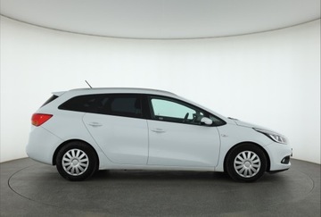 Kia Ceed II Kombi 1.6 CRDi 128KM 2013 Kia Ceed 1.6 CRDi, Klima, Parktronic, zdjęcie 5