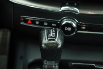 Volvo XC60 II 2017 Volvo XC60 T5, Salon Polska, Serwis ASO, 4X4, zdjęcie 12