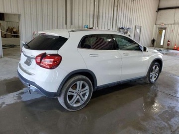 Mercedes GLA II 2020 Mercedes-Benz GLA 2020r, 2.0L, 4Matic 2.0 Benzyna 221KM, zdjęcie 4