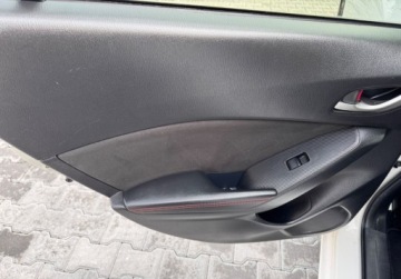 Mazda 3 III Hatchback Facelifting 1.5 SKYACTIV-D 105KM 2017 Mazda 3 bezwypadekorg lakierbiala perlaSPORT LINE 1.5 Diesel 105KM, zdjęcie 20