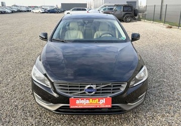 Volvo S60 II Sedan Facelifting 2.0 T5 DRIVE-E 245KM 2017 Volvo S60 S60 2.0 Benz 245 KM 2017r Warszawa 2.0 Benzyna 245KM, zdjęcie 8