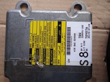 DESKA ROZDĚLOVAČE KOKPIT TOYOTA OE 55302-0F010