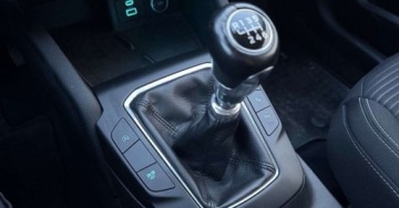 Ford Kuga III SUV 1.5 EcoBoost 150KM 2020 Ford Kuga Titanium salon PL pakiet Winter 1.5 Benzyna 150KM, zdjęcie 19