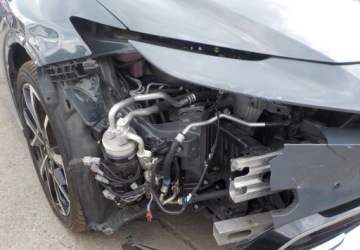 Toyota Prius V (XW60) 2.0  Hybrid Dynamic Force Plug-in 223KM 2023 Toyota Prius Plug-in Okazja 2.0 Hybryda Plug-in 223KM, zdjęcie 5