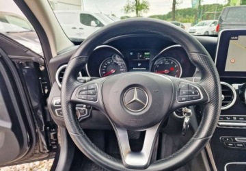 Mercedes Klasa C W205 2016 Mercedes-Benz Klasa C Mercedes-Benz Klasa C 350 e 7G-TRONIC 2.0 279KM, zdjęcie 10