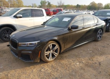 BMW Seria 7 G11-G12 Sedan Facelifting 4.4 750i 530KM 2020 BMW Seria 7 2020r., 750i Xdrive, 4.4L, od ubezpieczalni 4.4 Benzyna 530KM, zdjęcie 1
