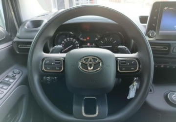 Toyota 2022 Toyota Proace City Verso 1.2 130KM Automat Business Line 7 osobowy 1.2, zdjęcie 14