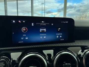 Mercedes CLA C118/X118 Coupe Facelifting 1.3 200 163KM 2024 Mercedes-Benz CLA 200 7G-DCT / LED / Kamera / CarP, zdjęcie 30