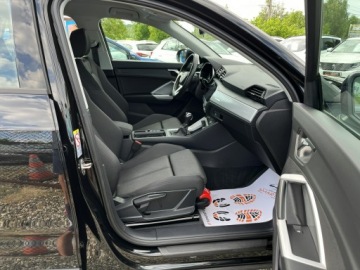 Audi 2022 Audi Q3 35 TFSI MHEV S tronic / Navi, zdjęcie 31