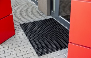 WYCIERACZKA POD DRZWI GUMOWA ZEWNĘTRZNA AŻUROWA MATA GRUBA BUTY 100X150CM