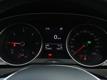 Volkswagen Passat B8 Variant 2.0 TDI 150KM 2014 VW Passat 2.0 TDI, Automat, Navi, Klima, zdjęcie 10