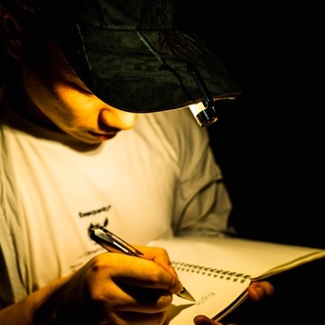 RovyVon Aurora A6 Белый/УФ/Белый фонарик 650 Люм