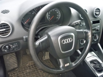 AUDI A3 8P LIFT KIEROWNICA