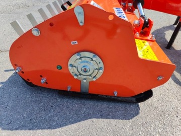 Цеповая косилка ZEPPELIN, 160 см, ЗАДНЯЯ БОКОВАЯ стрела, муниципальное покос