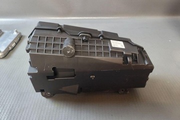 DISPLEJ HEAD-UP VOLVO XC70 CROSS COUNTRY 32233453 2.0L GASOLINE 2022