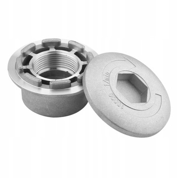 Триммерная головка 1 x Триммерная головка 4 x леска