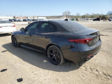 Alfa Romeo Giulia II Sedan 2.0 TBi 280KM 2017 Alfa Romeo Giulia TI Q4 2017 2.0l 2.0 Benzyna 280KM, zdjęcie 1