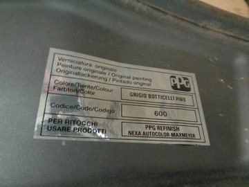 VÍKO KUFRU ZADNÍ Z SKLO (OKNO) LANCIA YPSILON 2004R. KÓD 600