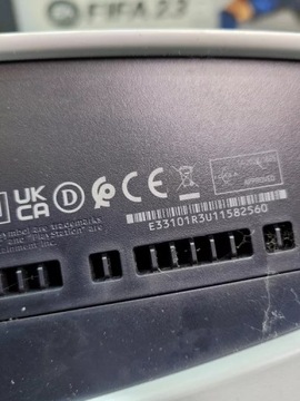 KONSOLA PS5 825 GB + PAD