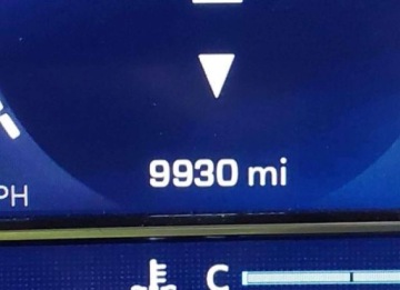 Chevrolet Suburban GMT900 2023 Chevrolet Suburban 2023, 6.2L, 4x4, HIGH COUNTRY, po gradobiciu 6.2 Benzyna, zdjęcie 11