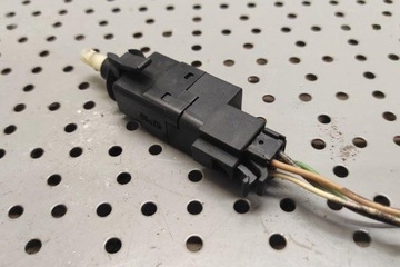 SENZOR PEDÁLU BRZDY MERCEDES-BENZ M (W163) 0015452009 2.3L GASOLINE