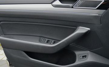 Volkswagen Arteon Fastback 2.0 TSI 190KM 2020 Volkswagen Arteon 2,0 TSI R-LINE BI-Xenion Nawigacja Digital Tacho 2.0, zdjęcie 30