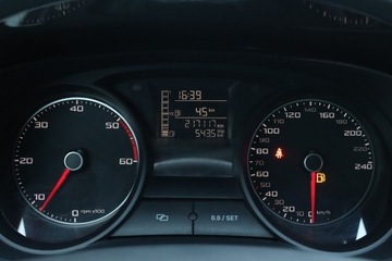 Seat Ibiza IV SportTourer Facelifting 1.6 TDI CR 105KM 2013 Seat Ibiza 1.6 TDI, Navi, Klima, Klimatronic, zdjęcie 10