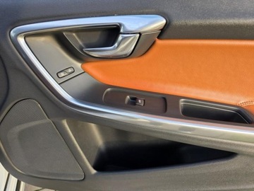 Volvo V60 I Kombi Facelifting 2.0 T6 DRIVE-E  306KM 2015 VOLVO V60 POLESTAR T6 AWD, 3.0l benzyna 330KM * Bezwypadkowy, zdjęcie 36