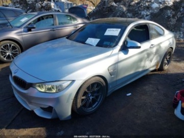 BMW Seria 4 F32-33-36 2015 BMW M4 2015, 3.0L R6 425KM, RWD, auto odpala i jezdzi, od ubezpieczalni, zdjęcie 2